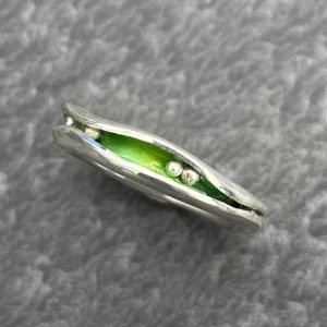 Enamel Ring, green enamel ring, pea pod ring, green ring, enamel, green enamel, enamel jewelry, enamel jewellery,