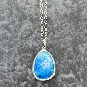 Enamel Pendant, enamel pebble pendant, blue pebble pendant, birthday gift, handmade jewellery, enamel jewelry, enamel, enamel jewellery,